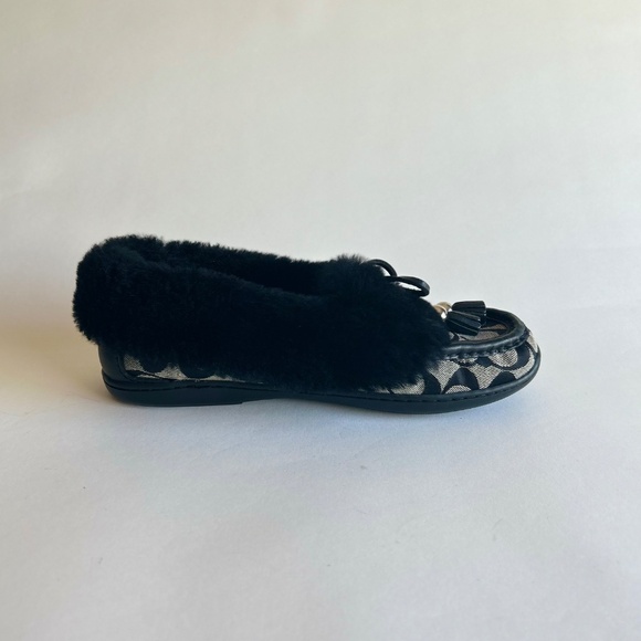 Coach Grey Black Canvas Sheepskin Fur Rubber Outsole Slippers size 7.5 - Picture 3 of 13